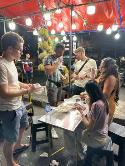 Jakarta: Street Food Tour with a Local Guide - Starting at Sarinah: where your evening begins