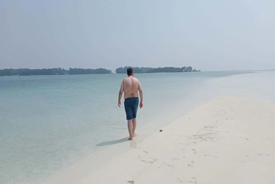 Jakarta: Thousand Island Tour with Canoeing and Snorkeling - How the day usually moves: photo stops, lunch timing, and that short-on-island feeling