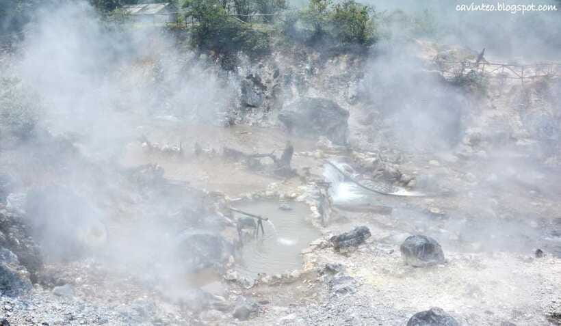 Jakarta: Volcano, Suspension Bridge, and Hot Spring Tour - Lunch and timing in Ciwidey: built in, but not fully covered