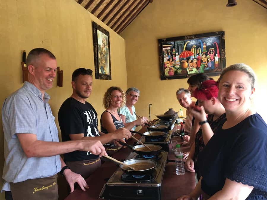 Jambangan bali cooking class with morning market tour - Entering the Balinese Home: Where the Real Teaching Happens