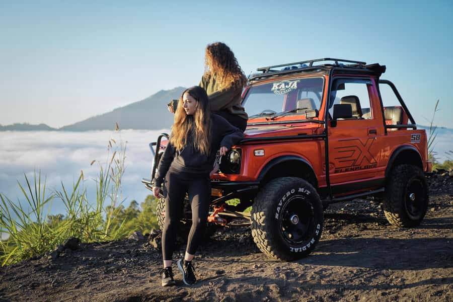 Jeep sunrise mount batur&black lava - Pule Sunrise point: sunrise, hot drinks, breakfast, and photos