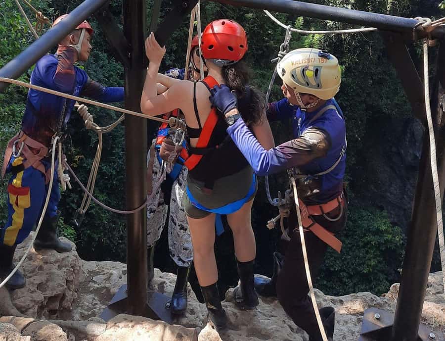 Jomblang Cave & Pindul Cave Including Guide, Lunch & Ticket - The Transfer to Pindul: From Height Anxiety to Water Fun