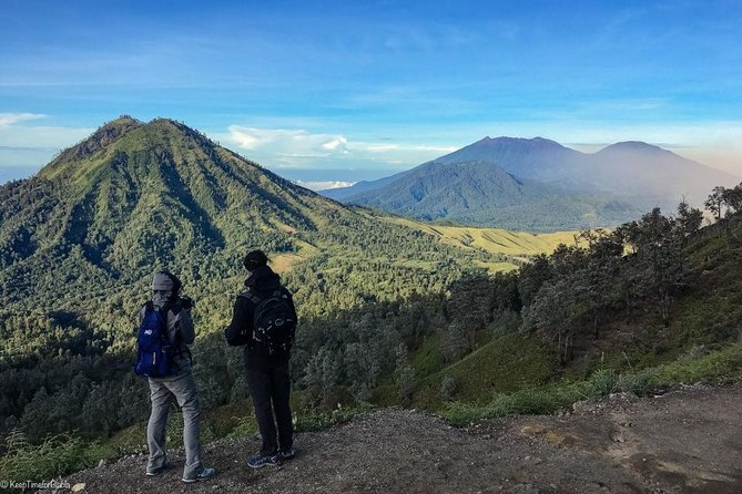 Kawah Ijen Blue Fire Tour - Share Package - Banyuwangi pickup and the drive to Paltuding
