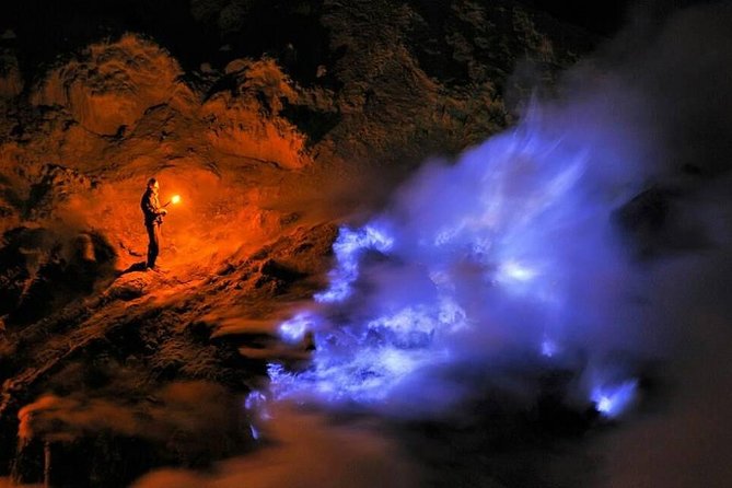 Kawah Ijen Midnight Blue Flame Tour Package - Comfort and Safety Tips for a Midnight Volcano Night