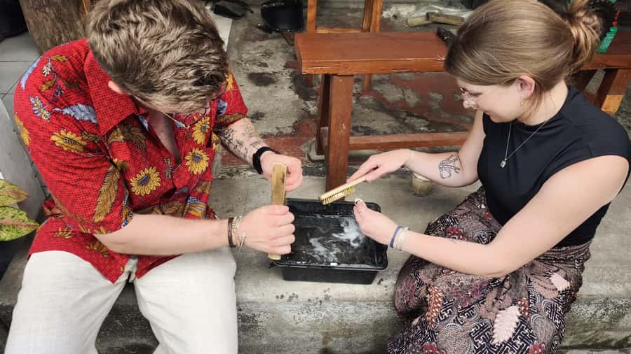 Kotagede: Silver Making Experience with Local Silversmith - The design stage: make it yours, or you’ll feel rushed later