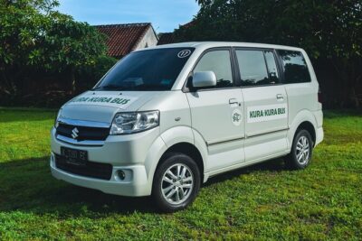 Kura Kura Bus Public Transfer Between Kuta and Ubud - Boarding and check-in: how to avoid a missed bus moment