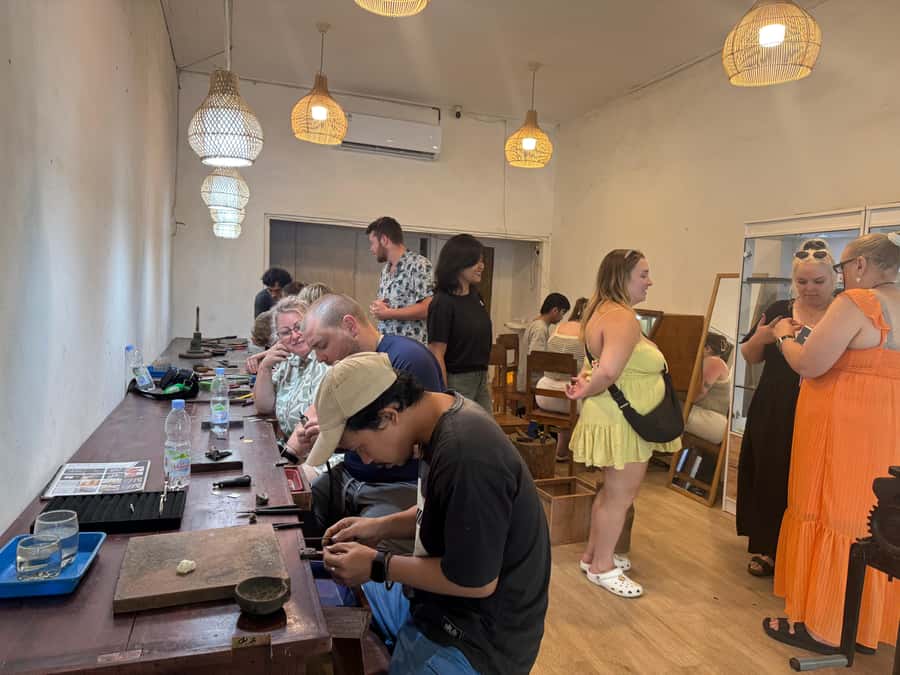 Kuta Bali Jewelry Making Class, With 7 grams of Pure Silver - Finding Kuta Silversmith: Easy Meeting Point in Kuta