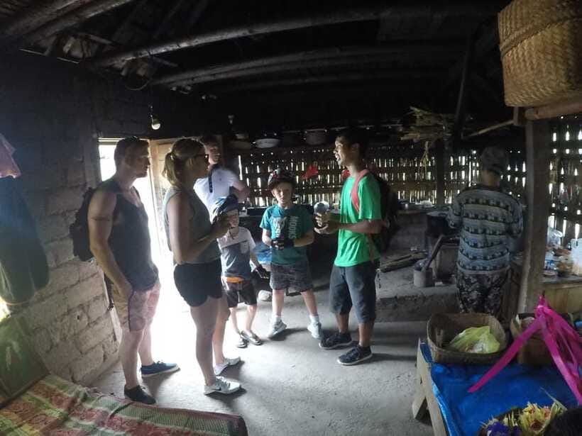 Kuta: Kintamani Culture and Nature Guided Cycling Tour - Lunch at Greenkubu Cafe: Eating in the Rice Fields