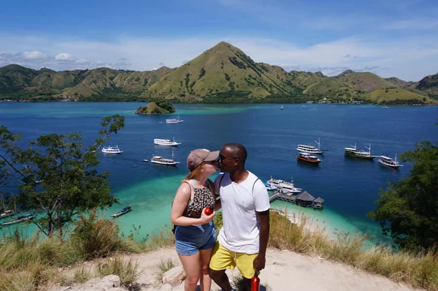 Labuan Bajo: 2D1N Komodo & Pink Beach Shared Boat Tour - Day 2: Padar Sunrise, Pink Beach Swim, and Komodo Dragons Safely