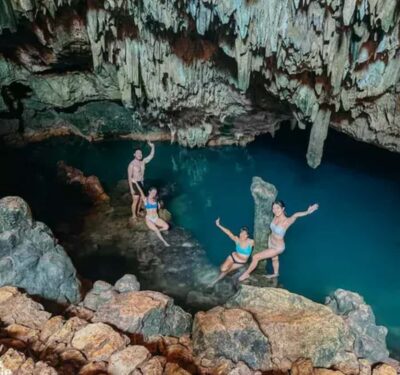 Labuan Bajo:Batu Cermin, Rangko Cave, Sylvia Hill & Waringin - Getting Collected: Pickup, Driver Style, and Staying on Schedule