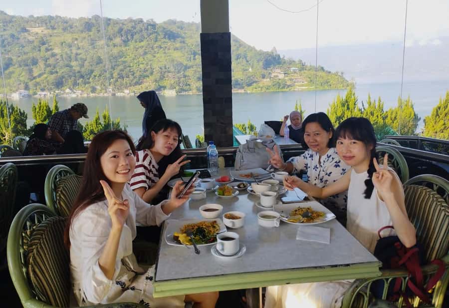 Lake Toba Fullday Tour from Medan - Siantar’s Kwan Im Temple Stop: A Different Side of North Sumatra