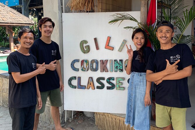 Learn to cook Indonesian food at Gili Cooking Classes Trawangan - Meeting Point and Timing: Getting There Without Stress