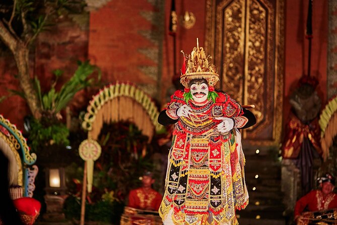 Legong Dance Show at Ubud Palace Bali - The Story in Plain English: Rangkesari and the Bird Prophecy