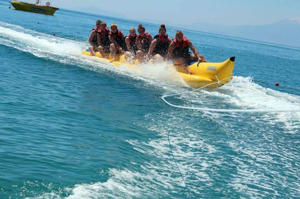 Lembongan Day Cruise: Activities in Lembongan - Yellow Bridge: quick steps, big photo angles