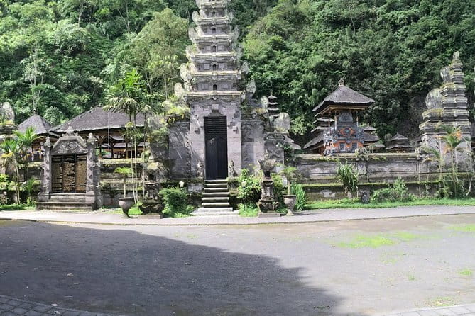 Lempuyang Gate of Heaven and Tukad Cepung Waterfall - Morning pickup and how to pace an 8-hour route