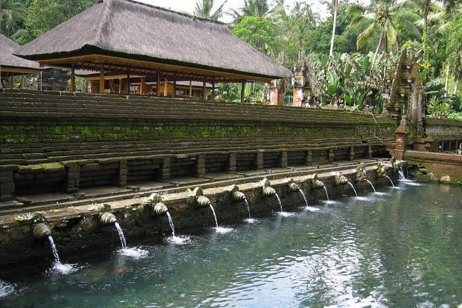 Lempuyang Gate of Heaven and Tukad Cepung Waterfall - Who should book this tour?
