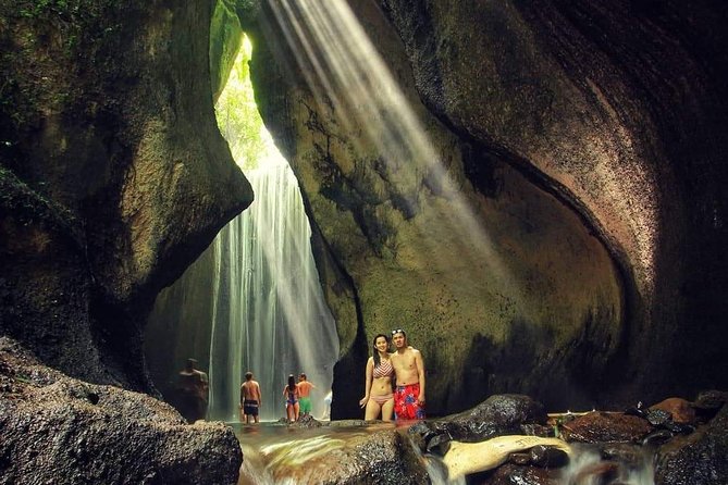 Lempuyang Gate of Heaven, Tirta gangga & tukad cepung waterfall - Tukad Cepung Waterfall in a Cave: How the 2-Hour Stop Works