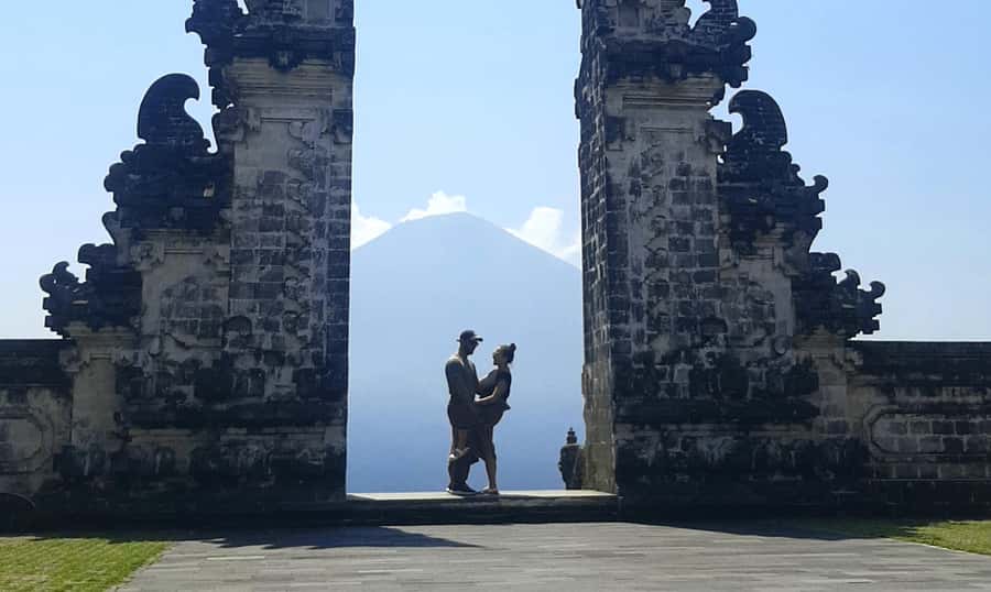 Lempuyang Temple: Gate of Heaven - Tirta Gangga: The Water Palace That Feels Like a Love Letter