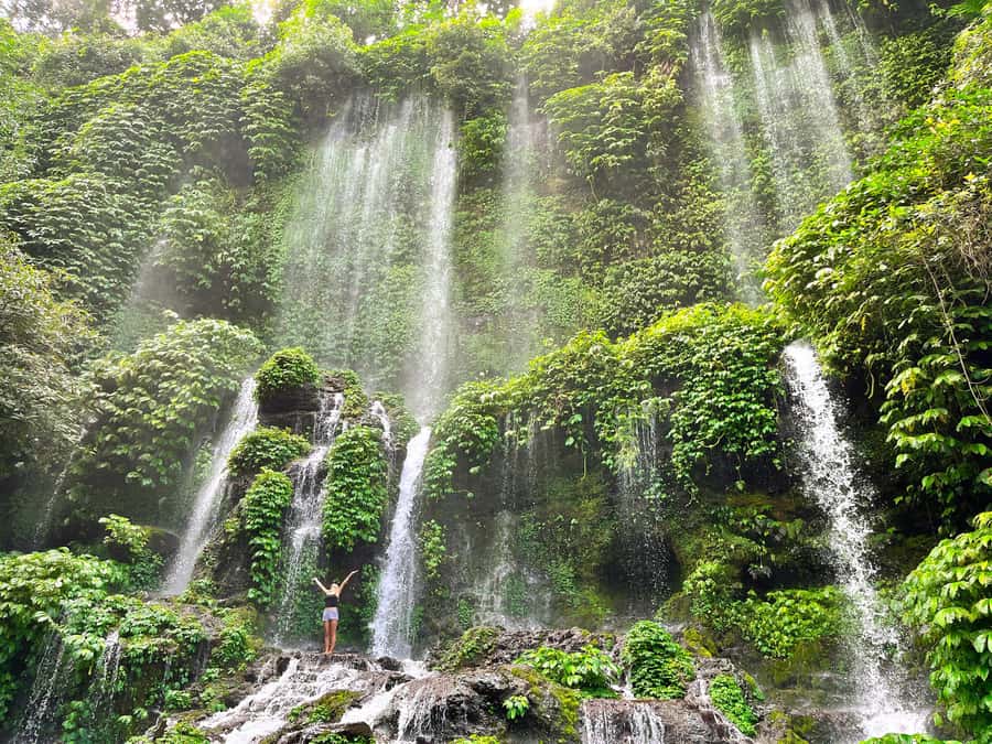 Lombok: Benang Stokel and Kelambu Falls Tour & Beach Sunset - Getting There: Pickup in Multiple Areas and a Calm, Private Ride