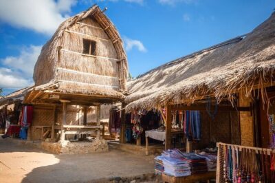 Lombok Day Trip : South Beach & Culture - Sasak Village Culture: Songket, Weaving Traditions, and Practical Learning