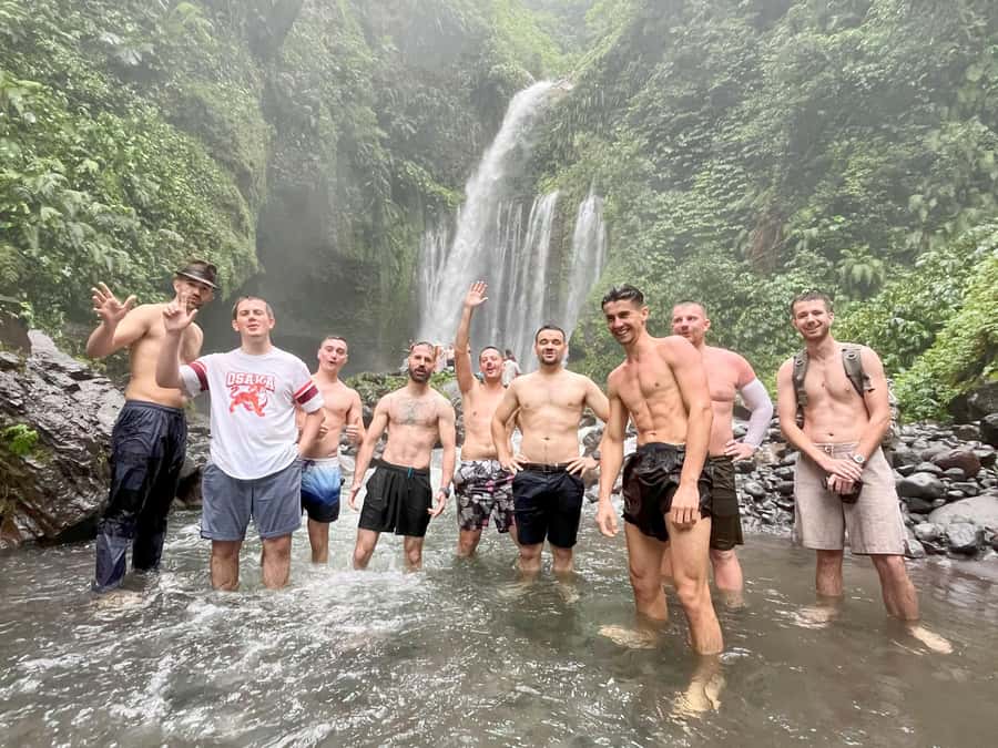 Lombok: Exclusive Sendang Gile, Tiu Kelep & Selong Hill Tour - What to bring for wet stairs and long photo stops