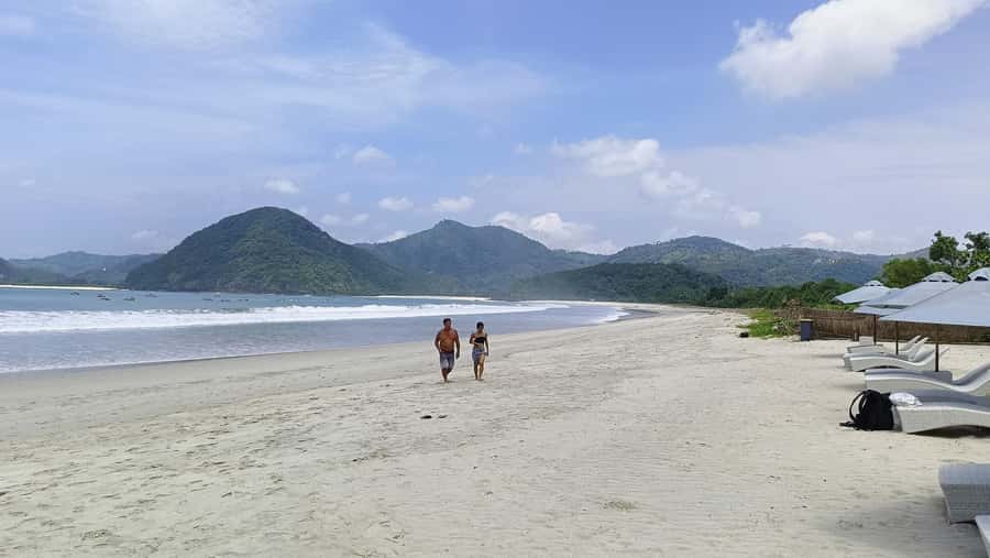 Lombok: Full-Day Tour with Lunch and Hotel Pickup - Sade traditional Sasak village: living culture you can’t rush