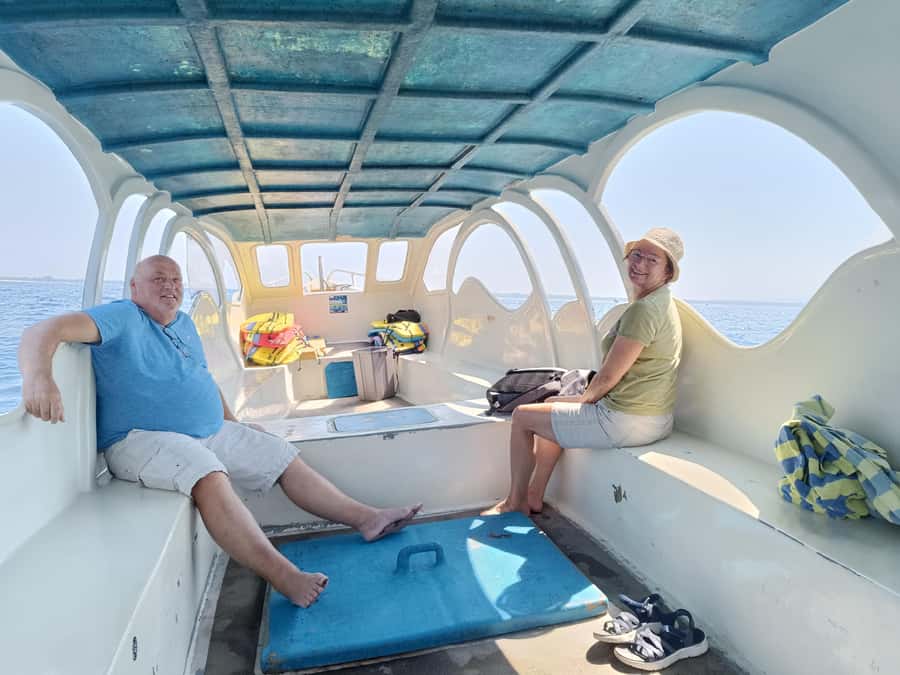 Lombok: Gili Trawangan, Meno, Air Snorkeling Trip - Gili Meno snorkeling: what to expect from the second reef site