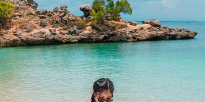 Lombok Pink Beach Boat Trip : Snorkeling & Relaxing - The Guide Factor: English Support That Actually Helps