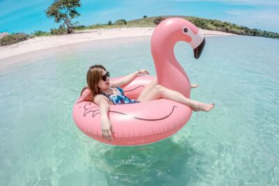 Lombok: Pink Beach, Gili Petelu & Private Snorkeling Tour - Hotel pickup options and how the day starts smooth