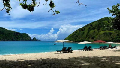 Lombok : Privat Tour Sasak Culture, Nuture & South Beach - The 8-hour pace: pickups, travel time, and how not to feel rushed