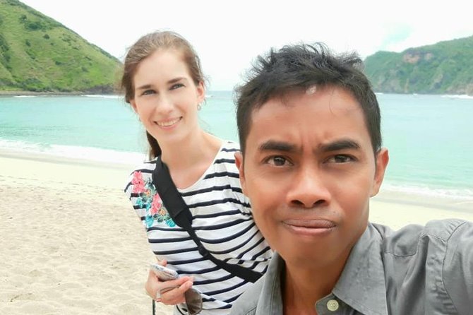 Lombok Private Custom Tour - Lombok Car Hire with Driver - Cultural stops: museum, mosque, and a local fishing village