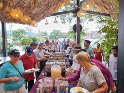 Lombok: Private Customizable Tour with Driver-Guide - Customizing Lombok: jungle stops, bird spotting, and beach time