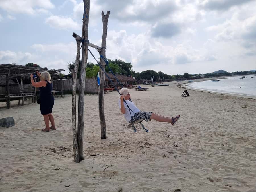Lombok: Private Customizable Tour with Driver-Guide - Price and logistics: what $64 really buys you