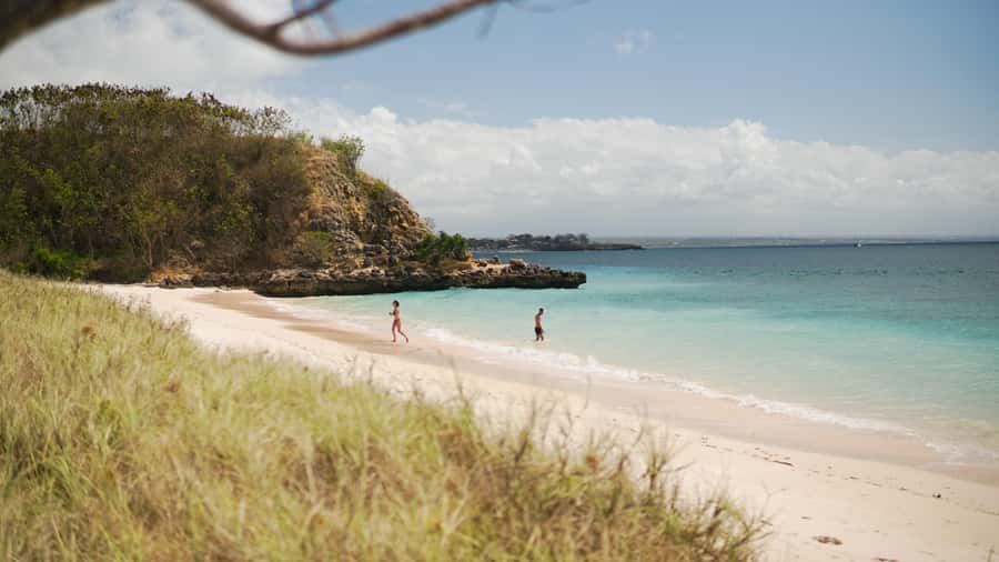 Lombok: Private Pink Beach & Gili Snorkeling Tour with GoPro - Practical Tips So You Enjoy the Water (Not Fight It)