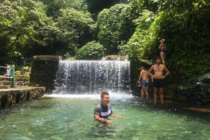 Lombok Private Tour Waterfall And Traditional Village Including Beach - Benang Stokel and Benang Kelambu Waterfalls: Clear Water and Uneven Steps