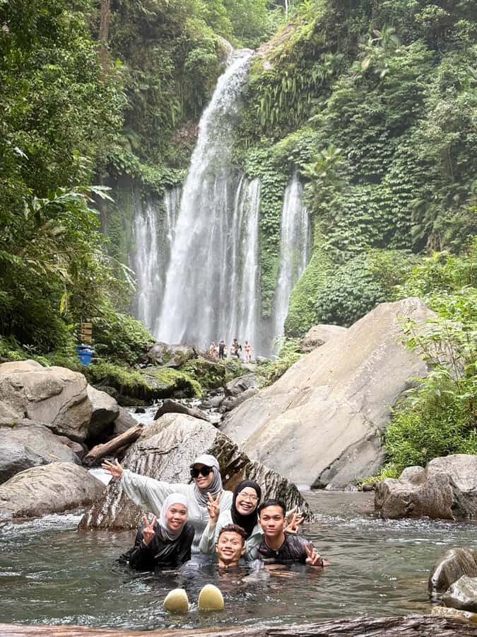 Lombok: Sendang Gile and Tiu Kelep Waterfalls Tour - Sendang Gile waterfall: where the trail pace matters