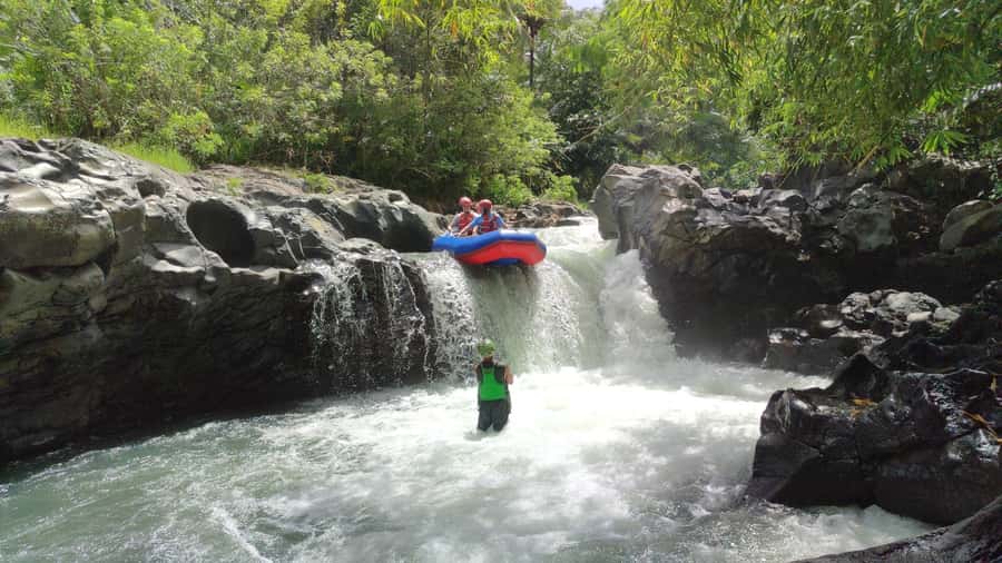 Lombok: Waterfall Benang Kelambu & River Rafting Trip - Benang Kelambu: Jungle Trek to a Waterfall That Looks Like Curtains