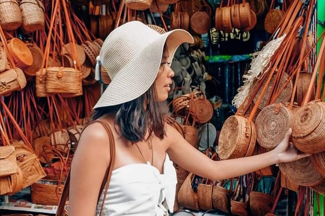 Magic Of Ubud Temple Swing And Waterfall Private Guided Tour - Stop 1: Sacred Monkey Forest Sanctuary—timed walk, iconic sights, real attention to safety