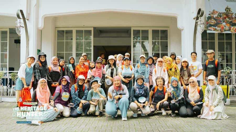 Malang: City Highlights Walking Tour - Meeting at Malang Train Station (West Gate) and Getting Oriented