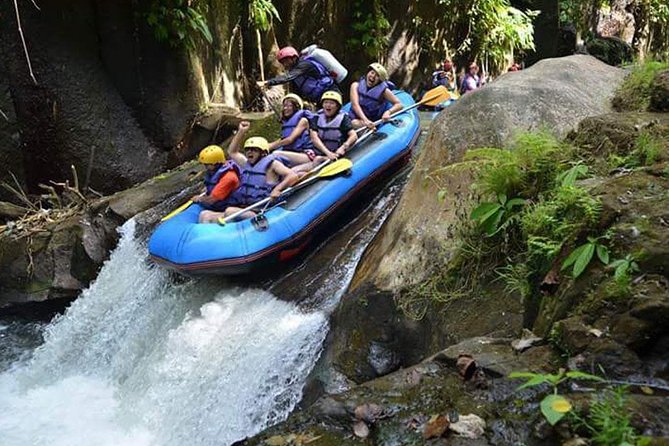Melangit White Water River Rafting - Pickup, Gear, and Your 5-Minute Walk to the Action