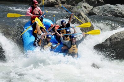 Melangit White Water River Rafting - The 90 Minutes on the Water: Rapids, Splash, and a Possible 5m Jump