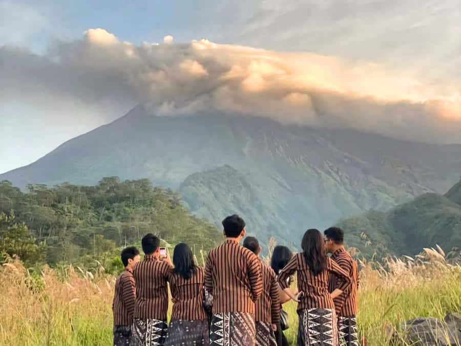 Merapi: Jeep Adventure and Museum Date - The Merapi jeep ride: bumpy, fun, and actually worth it