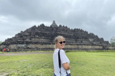 Merapi Jeep Sunrise, Borobudur Climb Up, Prambanan Temple Tour - Borobudur Climb Up: what you get with the summit admission