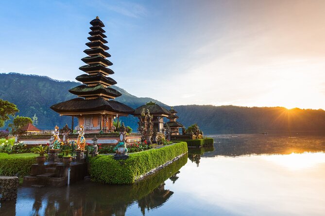 More Complete: Discover Bali In 3 Days Private Tour Package - Day 1 in Ubud: Monkey Forest, Holy Water at Tirta Empul, then Tegalalang’s best terrace views