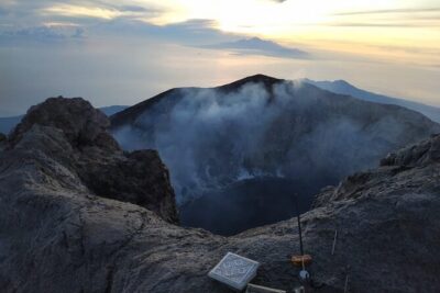 Mount Agung Sunrise Hiking - Pickup and the start at Pasar Agung Temple