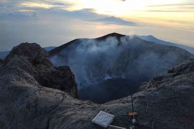 Mount Agung Sunrise Hiking - Pickup and the start at Pasar Agung Temple