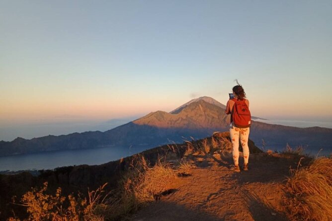 Mount Batur Camping - Watch Sunset & Sunrise Tour - Day 2: 05:40 Sunrise, Hot Drinks, and Breakfast With Volcano Views
