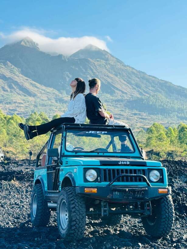 Mount batur jeep sunrise / sunset and hot spring - Getting to the sunrise point: comfort, seating, and zero hiking