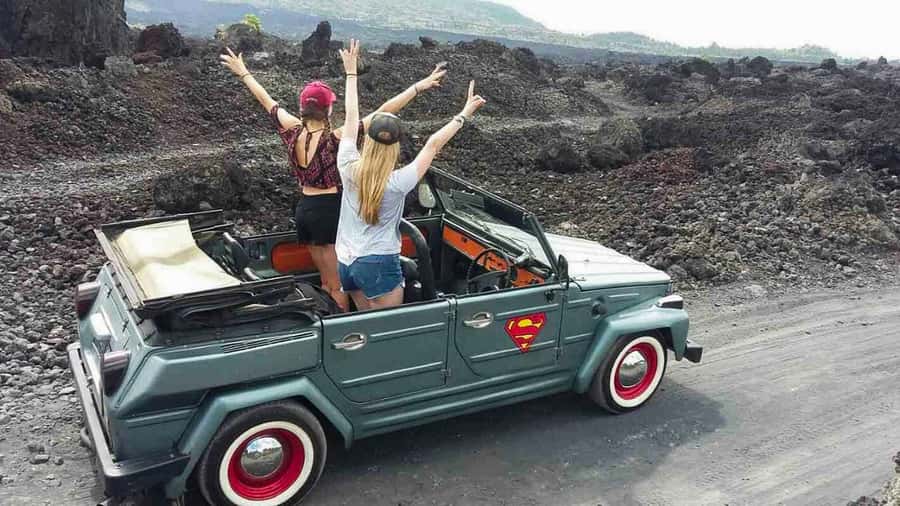 Mount Batur: Private Volkswagen Volcano Safari - Mt. Batur Lounge: Clean Toilets and a Real Shower Reset