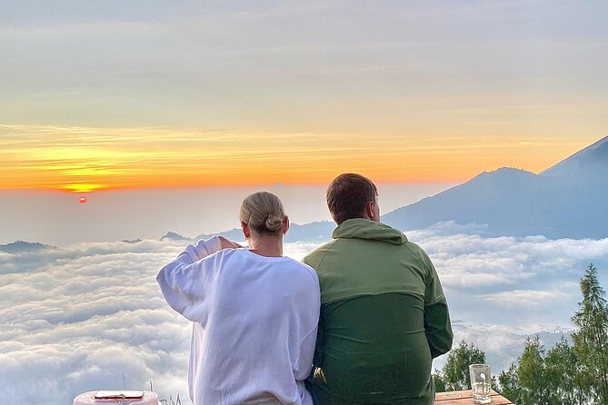 Mount Batur Sunrise Hike, Breakfast & Hot Spring - The Early Pickup and the Flashlight Hike Up